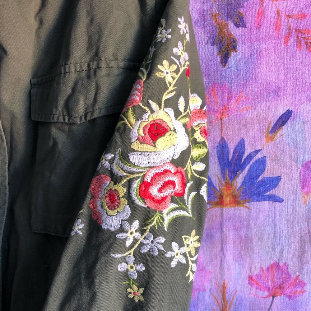 Floral jacket - Picture 2 of 3
